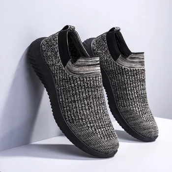 Мъже Леки маратонки Мъже 2023 Модни ежедневни обувки за ходене Дишащо приплъзване на устойчиви на износване мъжки мокасини Zapatillas Hombre