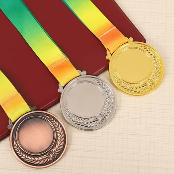 Златен сребърен бронзов медал с лента за врата Златен сребърен бронзов награден кръг за детска училищна спортна среща 2 инча