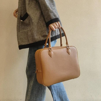 Елегантни кожени чанти Луксозна кравешка кожа Messenger Бизнес чанта Проста чанта за рамо Дизайнер на марката Flap Female Crossbody Purse
