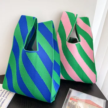 Корейска плетена чанта Цветна широка раирана плетене Knoted чанта за китка Жени Преносим Tote Key Телефонни чанти Пазарски чанти
