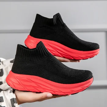 Дамски обувки Удобни ежедневни обувки Дишащи маратонки Жени Висококачествени тенис луксозни обувки Леки вулканизирани обувки