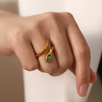 Неръждаема стомана змия форма кристални пръстени за жена отворен златен цвят сватба двойка пръстени естетически бижута подарък