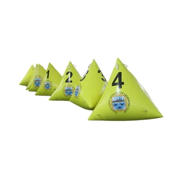Персонализирана PVC водно събитие триъгълник маркер плуват надуваеми триатлон плаващ шамандура жълт за състезателни марки